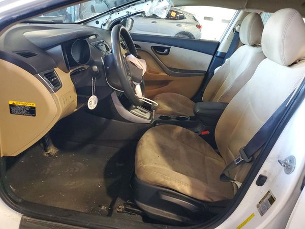 2013 HYUNDAI ELANTRA