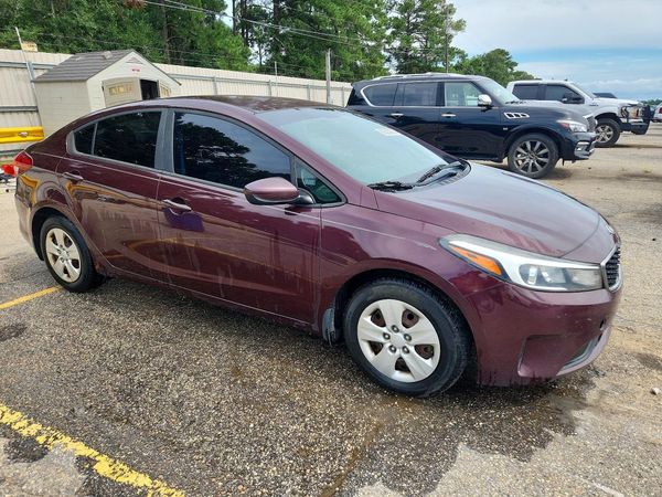 2018 KIA FORTE LX Base