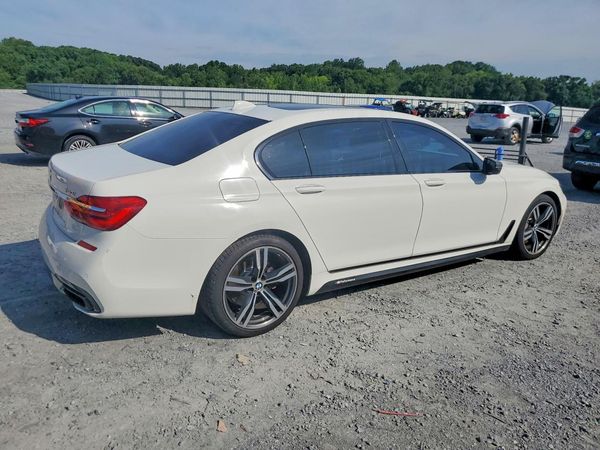 2017 BMW 750 xDrive
