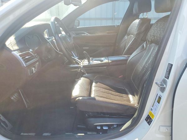 2017 BMW 750 xDrive