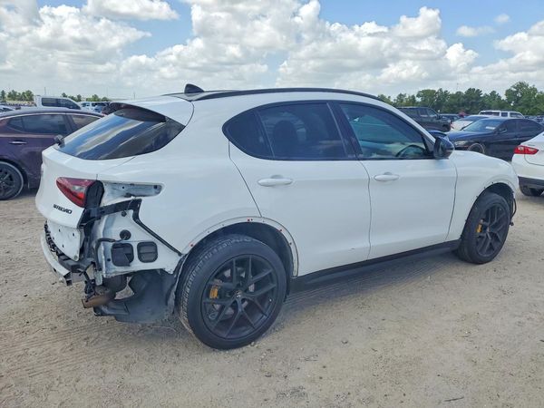 2020 ALFA ROMEO STELVIO RWD