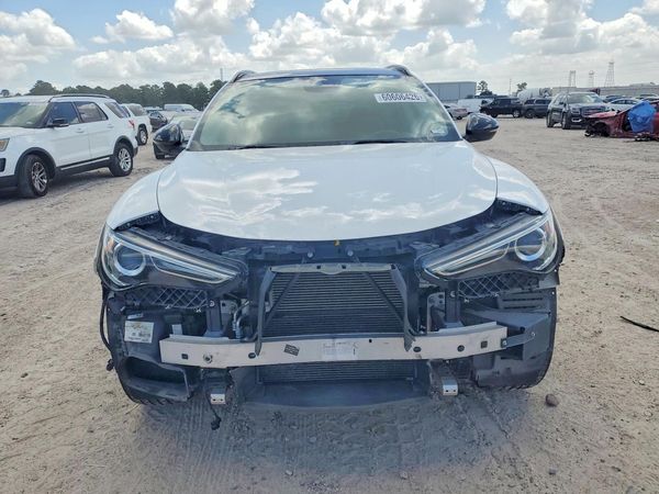 2020 ALFA ROMEO STELVIO RWD