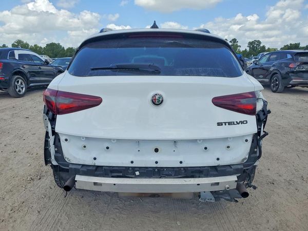 2020 ALFA ROMEO STELVIO RWD
