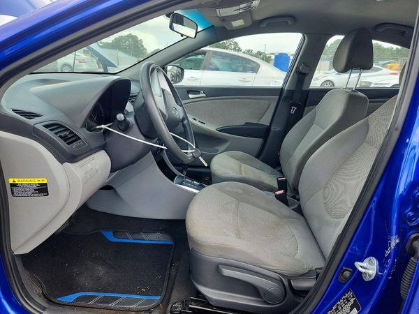 2013 HYUNDAI ACCENT GLS, GS