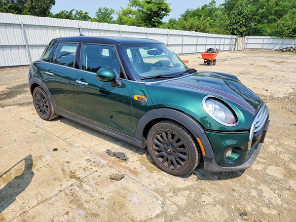2017 MINI COOPER