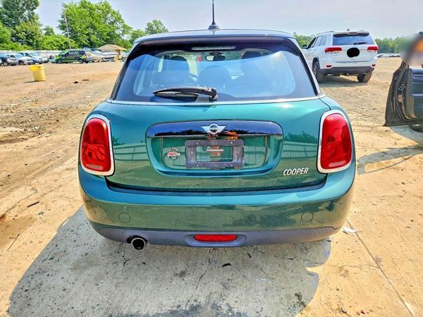 2017 MINI COOPER