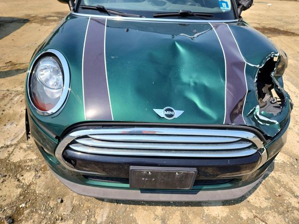 2017 MINI COOPER