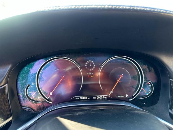 2016 BMW 750 xDrive