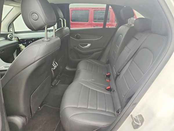 2021 MERCEDES-BENZ GLC GLC300-4M