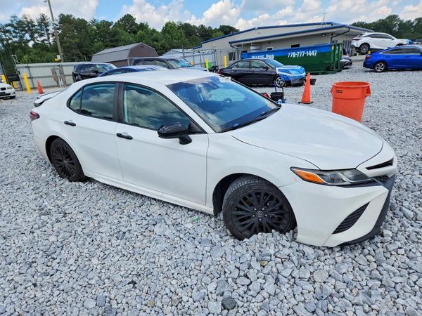 2019 TOYOTA CAMRY L/LE/SE/XLE — Passenger 3/4