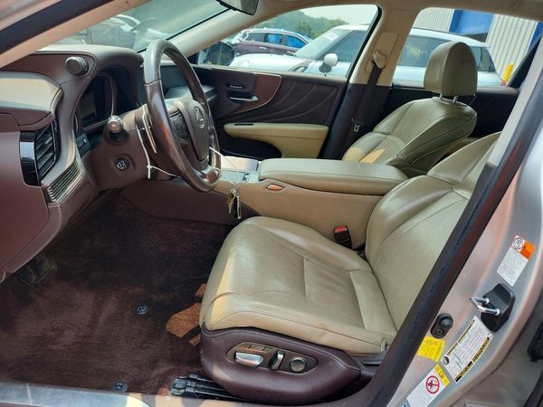 2018 LEXUS LS 500