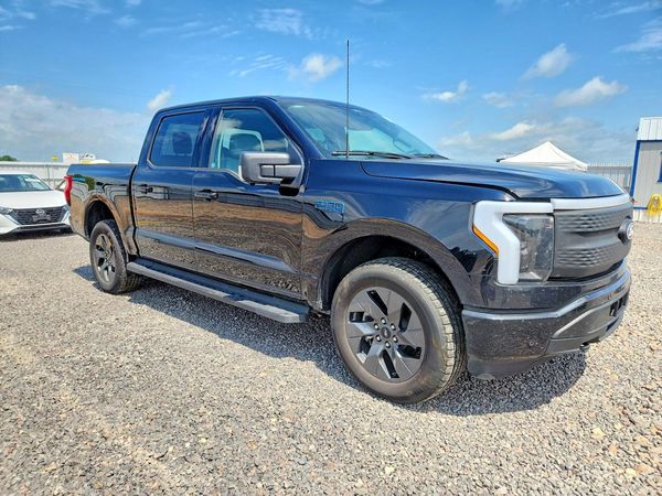 2025 FORD F150 XLT