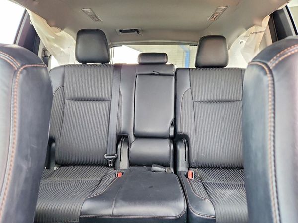 2017 TOYOTA HIGHLANDER LE/LE Plus