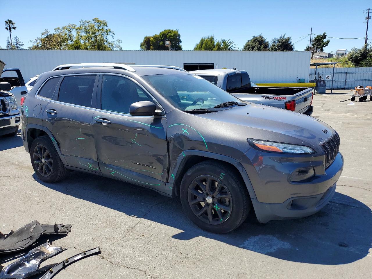2016 JEEP CHEROKEE LATITUDE FWD