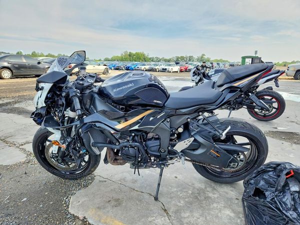 2026 KAWASAKI ZX636