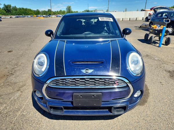 2015 MINI COOPER