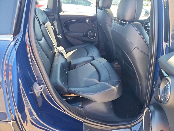 2015 MINI COOPER
