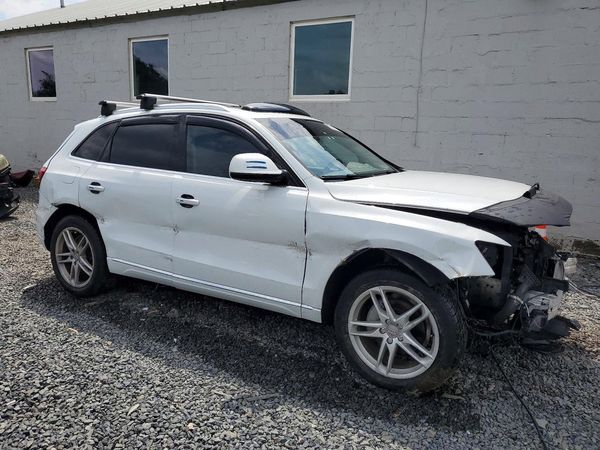 2017 AUDI Q5 quattro Premium Plus