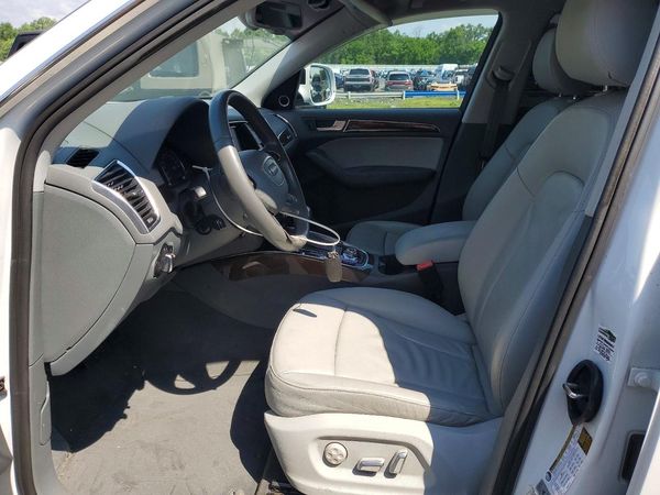 2017 AUDI Q5 quattro Premium Plus