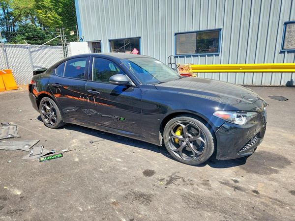 2019 ALFA ROMEO GIULIA AWD