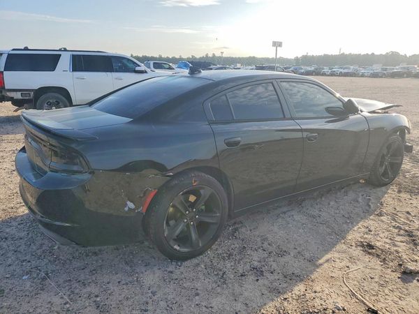 2015 DODGE CHARGER SXT RWD