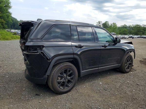 2025 JEEP GRAND CHEROKEE Laredo, Altitude
