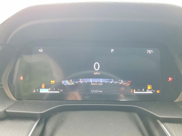 2025 JEEP GRAND CHEROKEE Laredo, Altitude