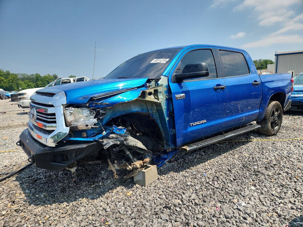 2016 TOYOTA TUNDRA SR5