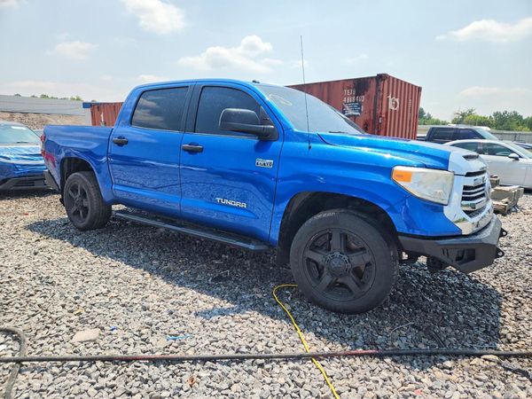 2016 TOYOTA TUNDRA SR5