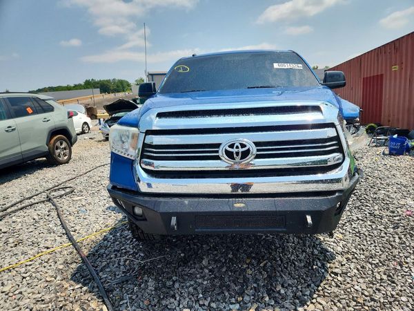 2016 TOYOTA TUNDRA SR5