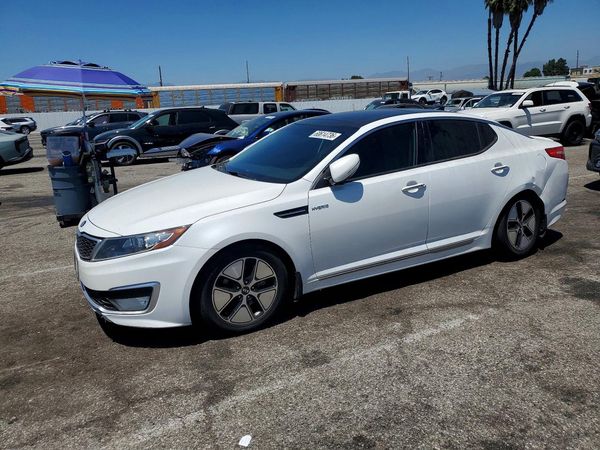 2013 KIA OPTIMA LX