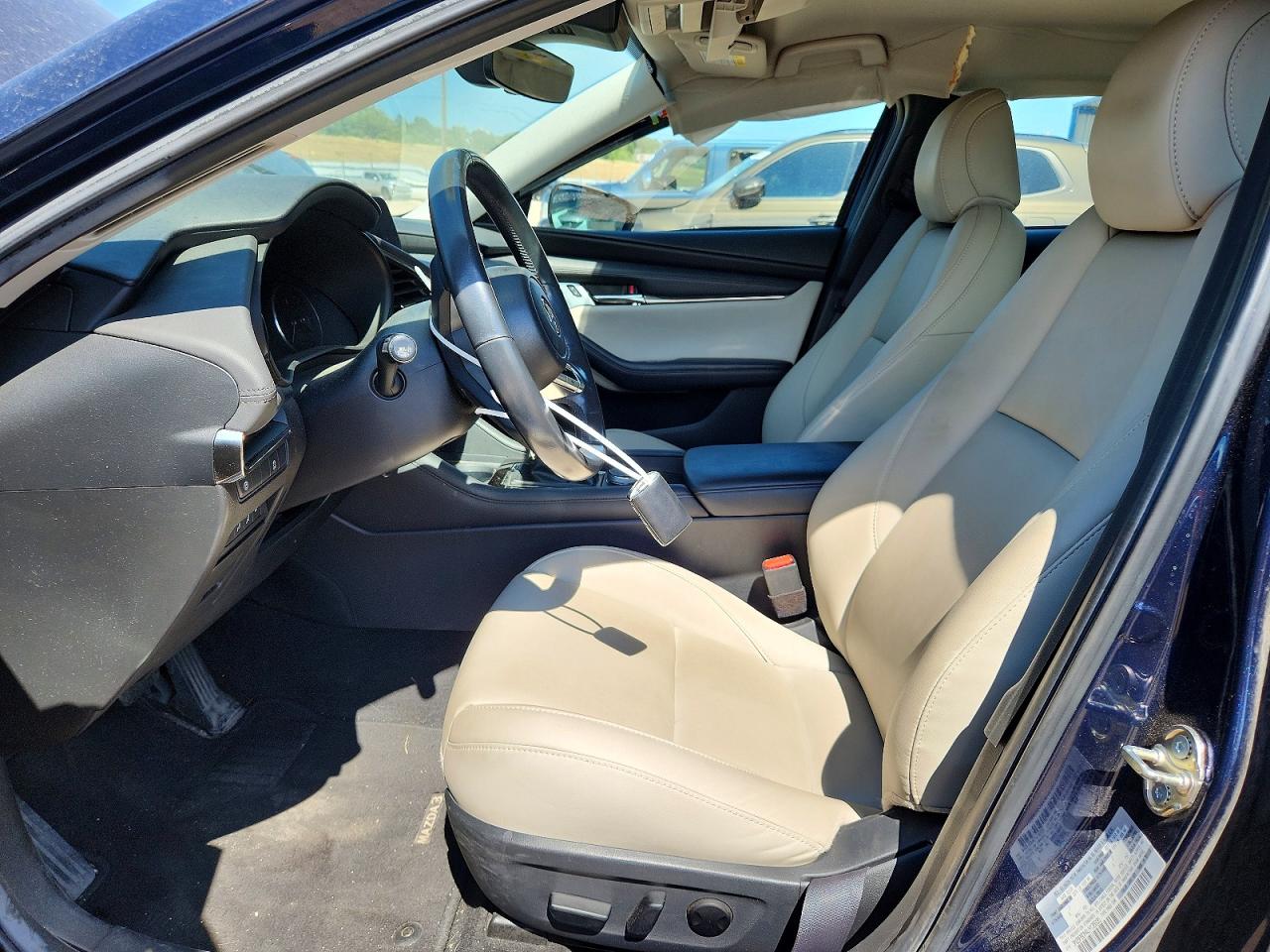 2020 MAZDA 3