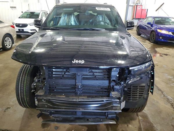 2026 JEEP GRAND CHEROKEE LAREDO 4X4