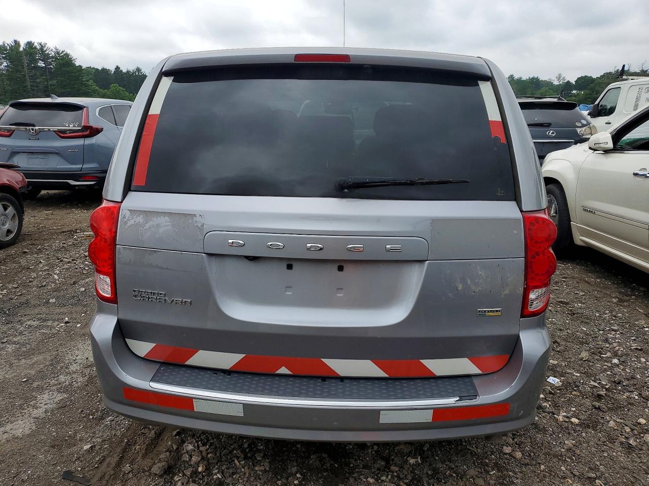 2019 DODGE GRAND CARAVAN SE