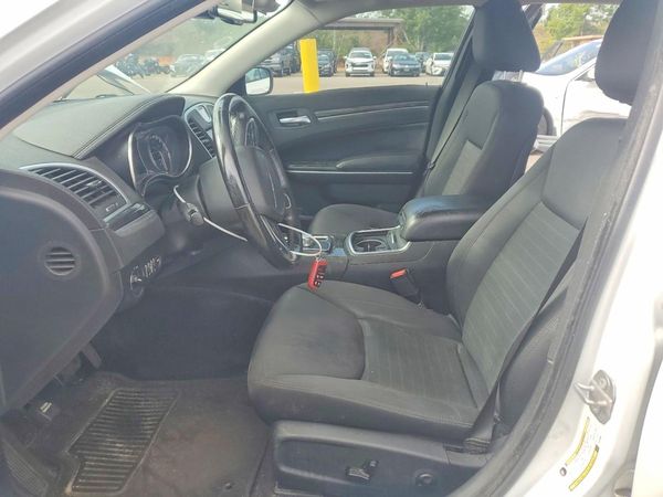 2018 CHRYSLER 300