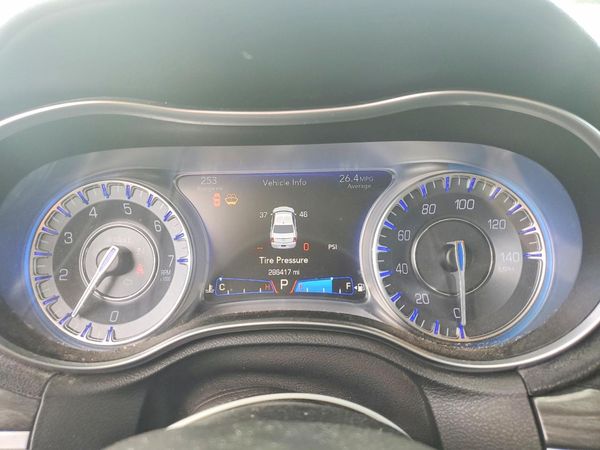 2018 CHRYSLER 300