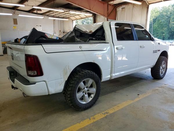 2015 RAM 1500 Sport