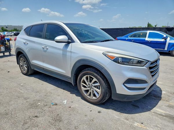 2018 HYUNDAI TUCSON SE Standard