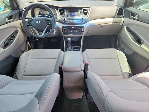 2018 HYUNDAI TUCSON SE Standard