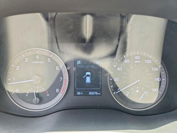 2018 HYUNDAI TUCSON SE Standard