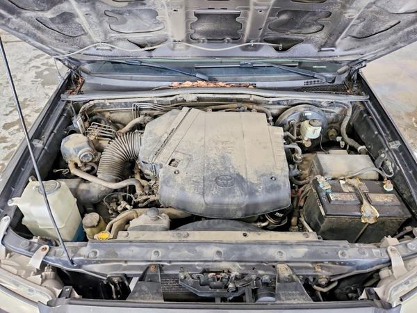 2015 TOYOTA TACOMA Delux Grade