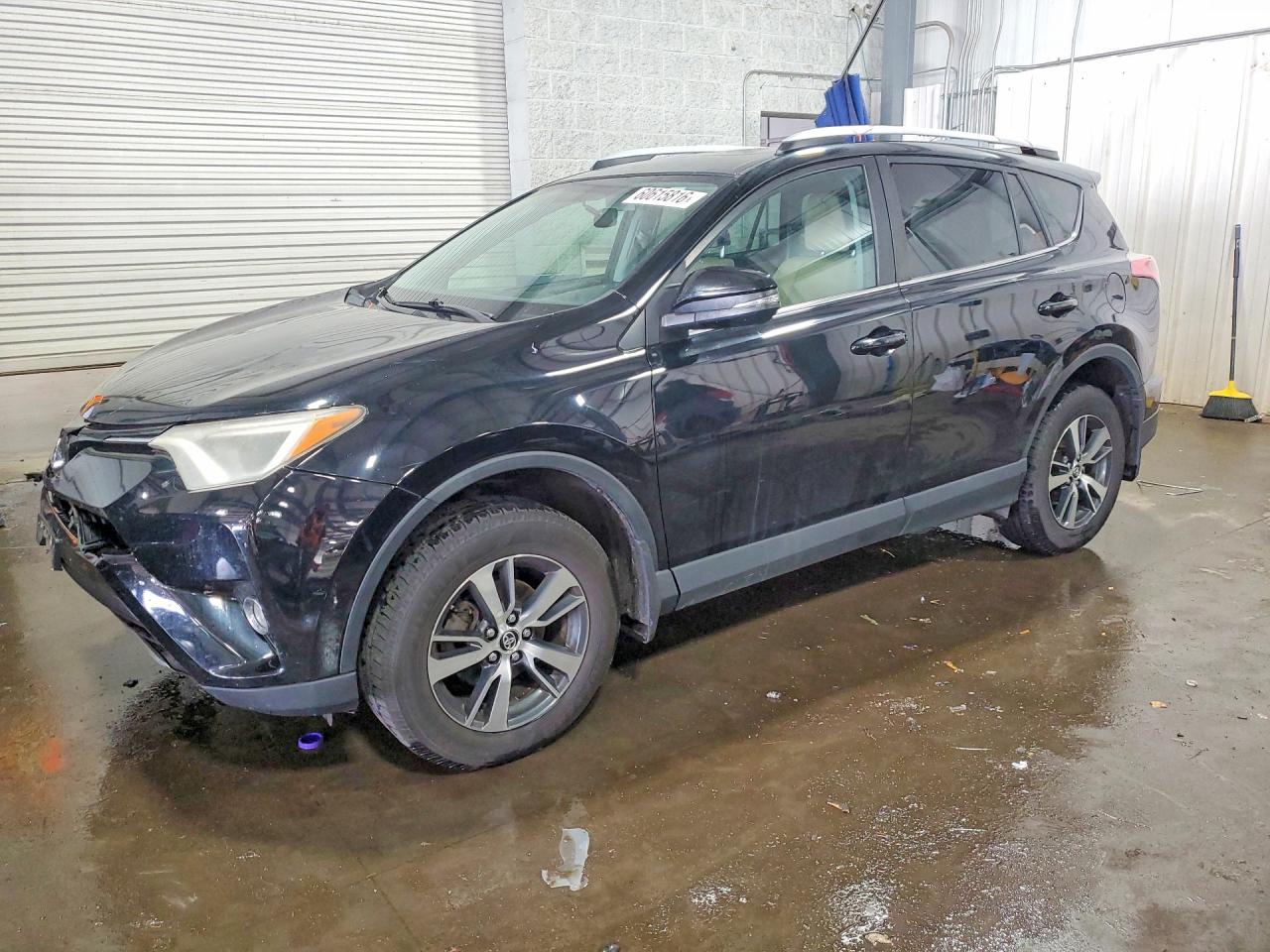2016 TOYOTA RAV4 XLE (M Grade)