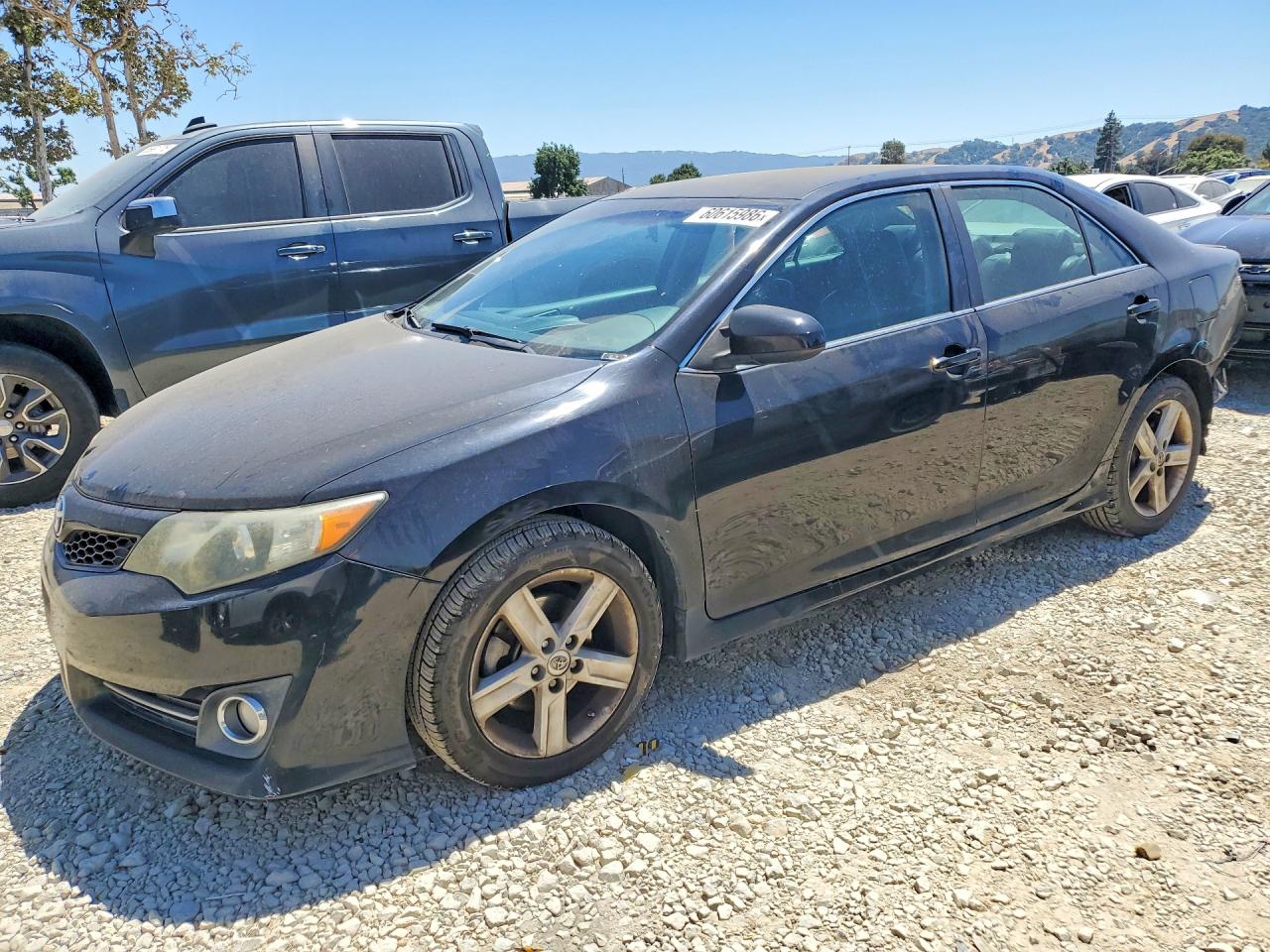 2013 TOYOTA CAMRY
