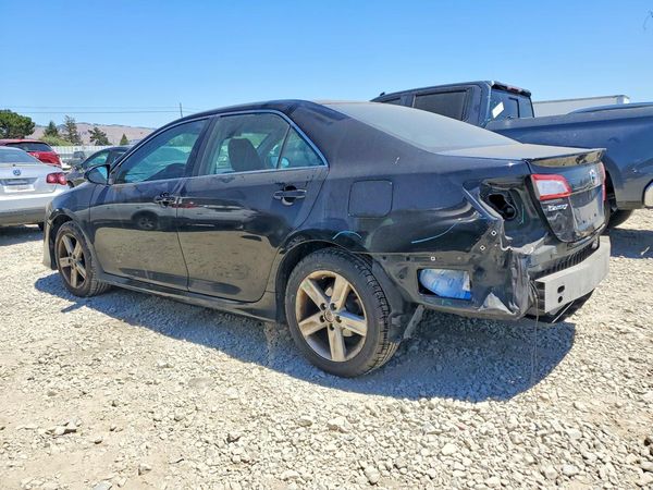 2013 TOYOTA CAMRY