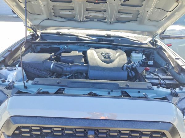 2021 TOYOTA TACOMA SR5