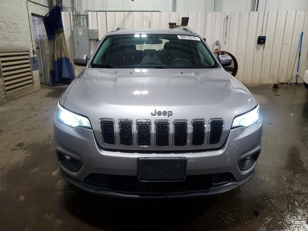 2019 JEEP CHEROKEE LATITUDE 4X4