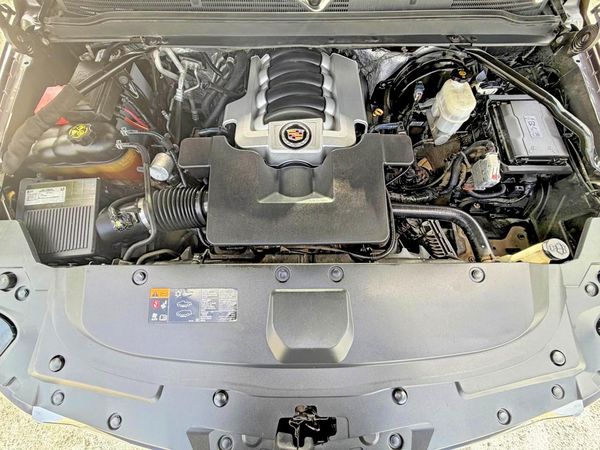 2015 CADILLAC ESCALADE ESV Luxury