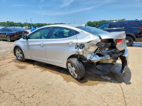 2013 HYUNDAI ELANTRA