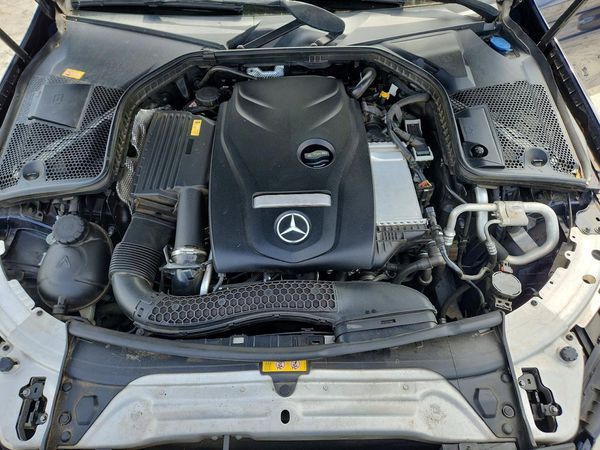 2016 MERCEDES-BENZ C