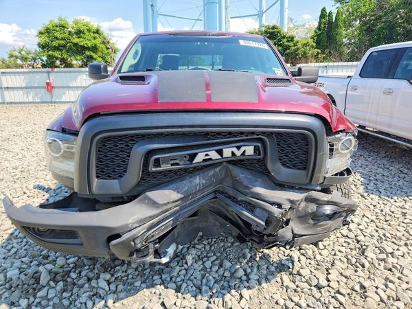 2019 RAM 1500 CLASSIC SLT